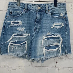KanCan Medium Stone Wash Denim Shorts Size 7/27